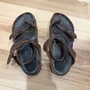 Brown leather Birkenstock ankle strap sandals sz 8.5